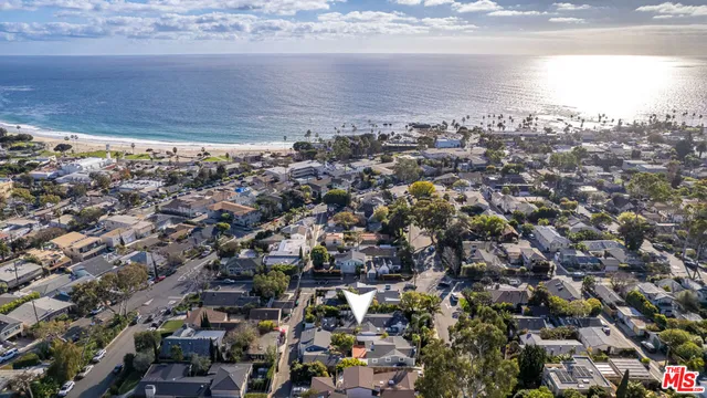 $2,895,000 | 417 Poplar Street, Laguna Beach, CA 92651