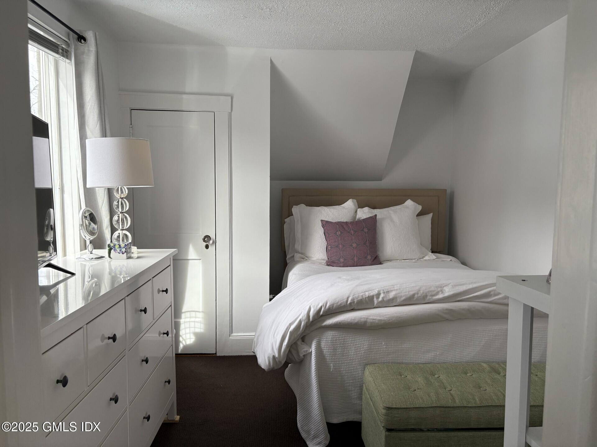 129 Halstead Avenue, Unit 2 Greenwich, CT 06831 - Photo 7 of 10 129 Halstead Ave #2 2025 bedroom