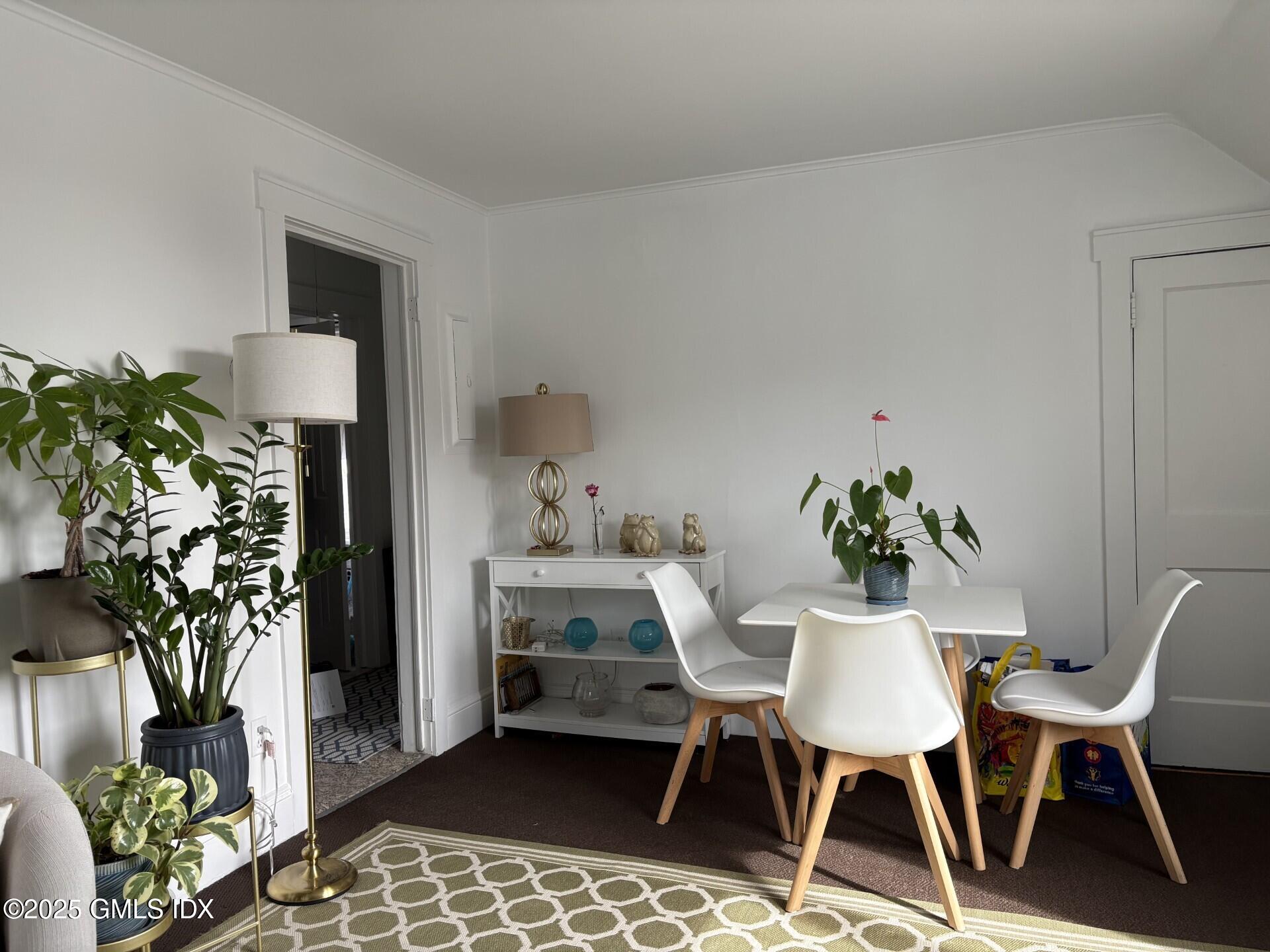 129 Halstead Avenue, Unit 2 Greenwich, CT 06831 - Photo 10 of 10 129 Halstead Ave #2 2025 LRDR