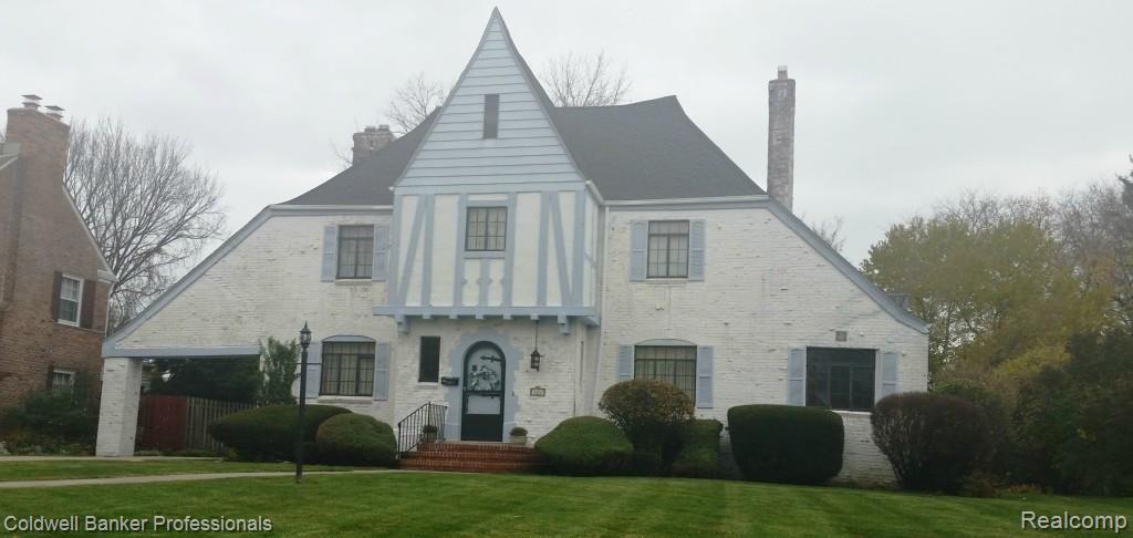 620 Middlesex Road Grosse Pointe, MI 48230 - Photo 1 of 17 Updated Front photo.jpg
