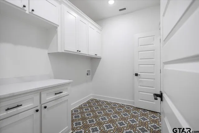 a view of walk in closet