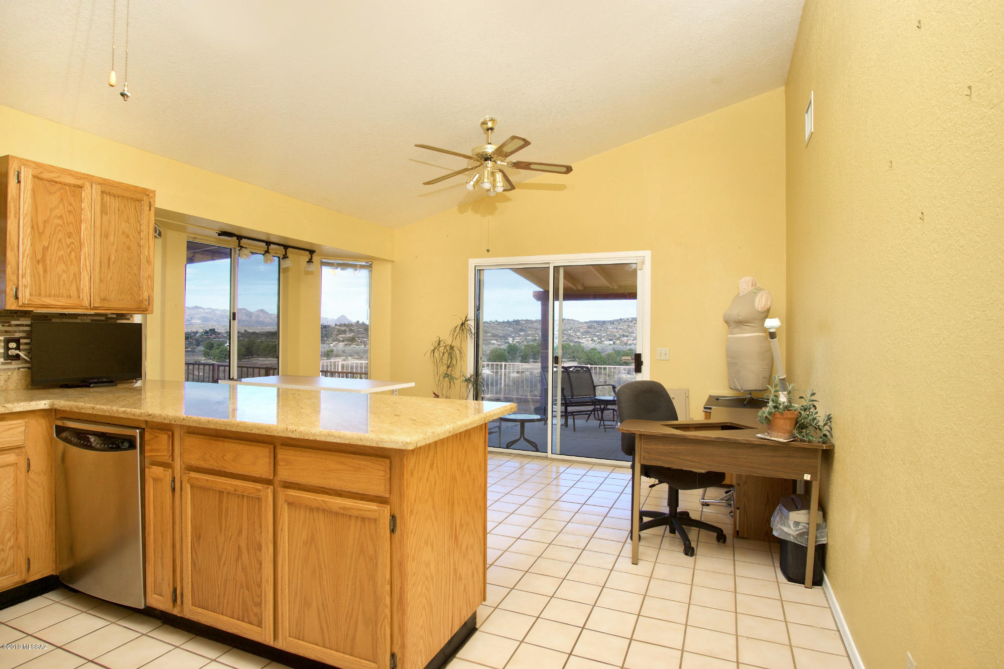 50 Camino Pesqueira Rio Rico, AZ 85648 - Photo 7 of 32 Gallery Image 7