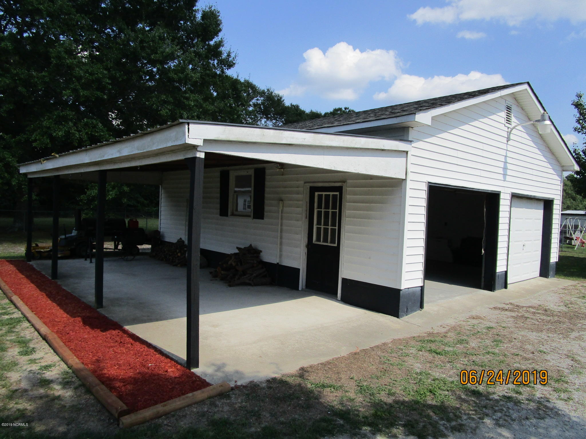 2501 Quail Lane Deep Run, NC 28525 - Photo 31 of 39 2501 Quail Lane 6-24-19 (8)