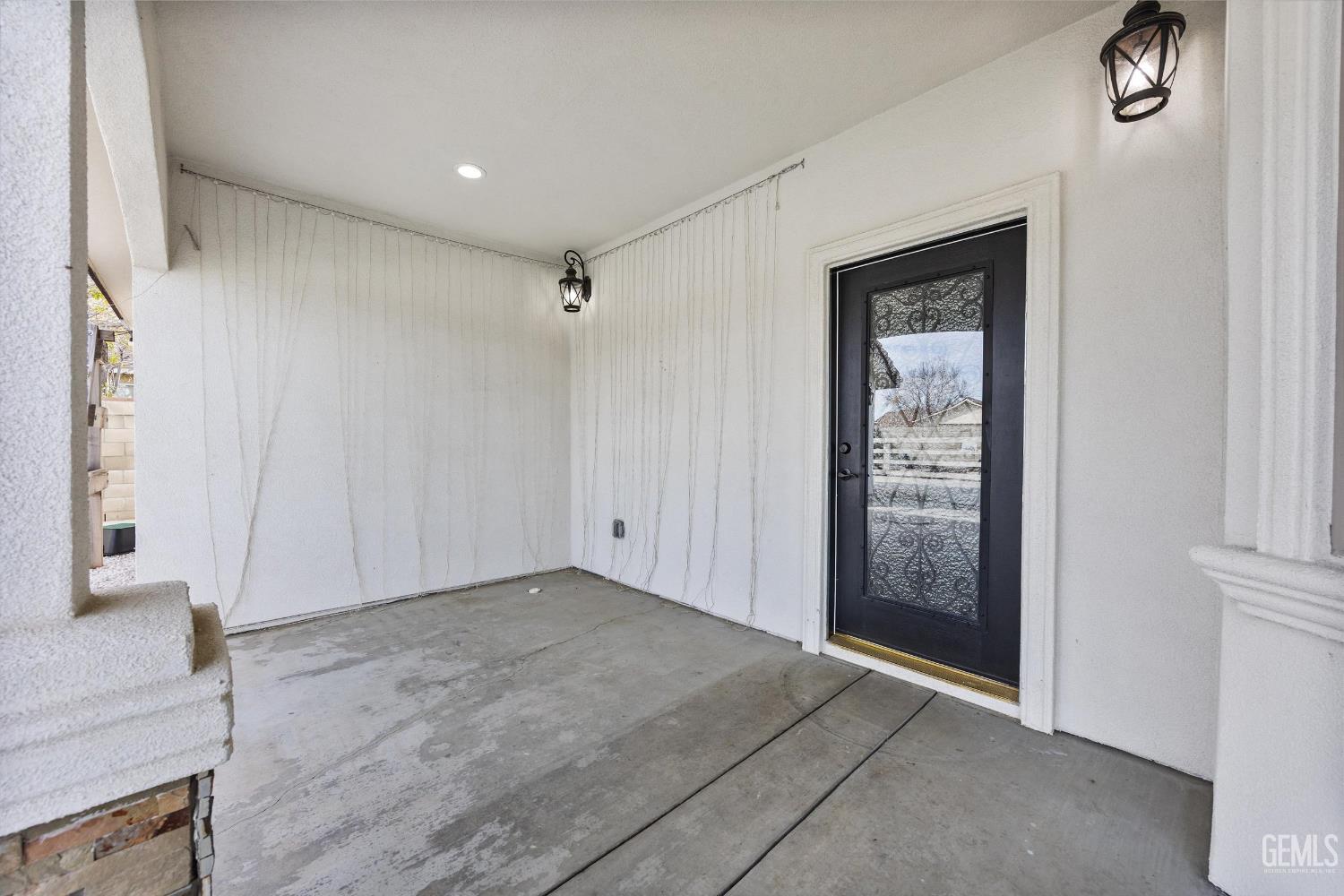 Undisclosed Address Tehachapi, CA 93561 - Photo 15 of 62 a view of an empty room