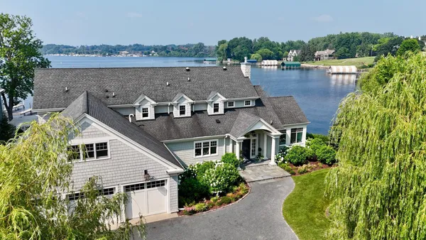 $5,950,000 | 1105 Ferndale Road West, Wayzata, MN 55391