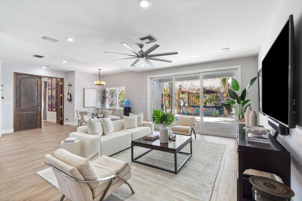 2311 Northeast 47th Street Lighthouse Point, FL 33064 - Photo 26 of 40 20251110211256242093000000-o
