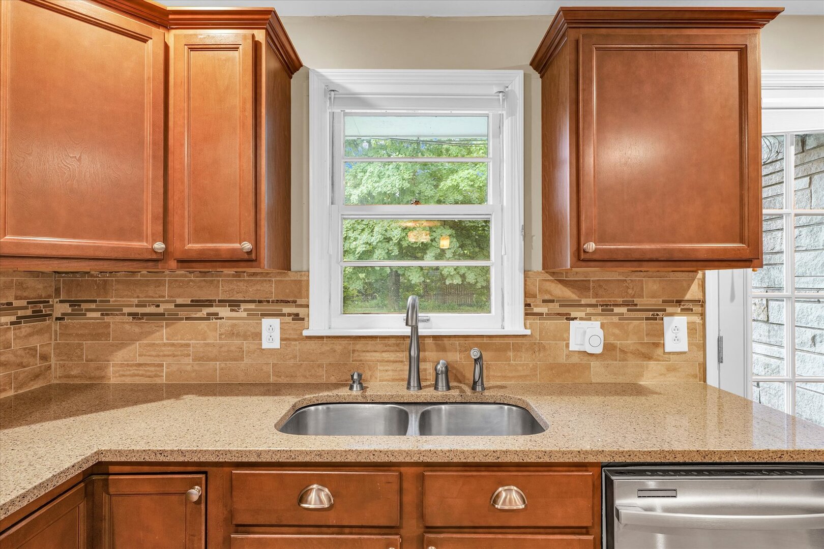 1204 Mayfair Road Champaign, IL 61821 - Photo 14 of 38 Gallery Image 14