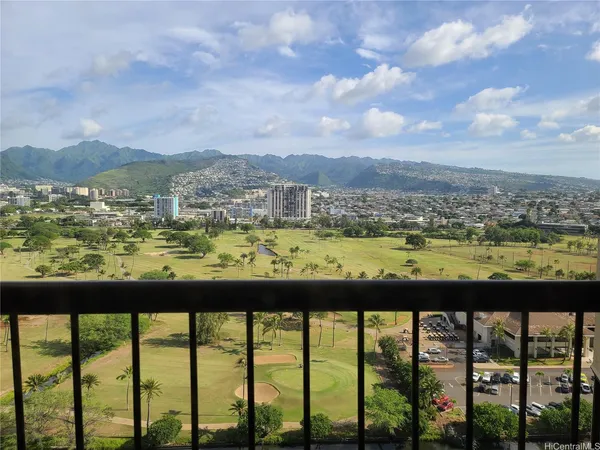 $2,895 | 320 Liliʻuokalani Avenue, Unit 2304, Honolulu, HI 96815