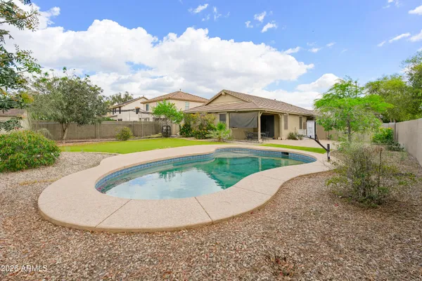 $515,000 | 5084 South Stonecreek Boulevard, Gilbert, AZ 85298