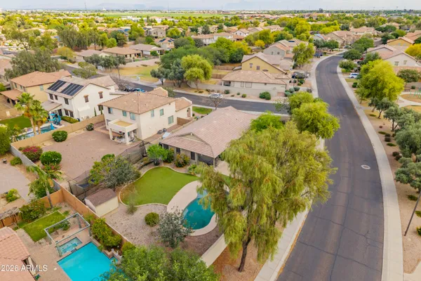$515,000 | 5084 South Stonecreek Boulevard, Gilbert, AZ 85298
