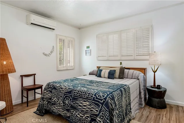 $1,295,000 | 143 Roycroft Avenue, Long Beach, CA 90803