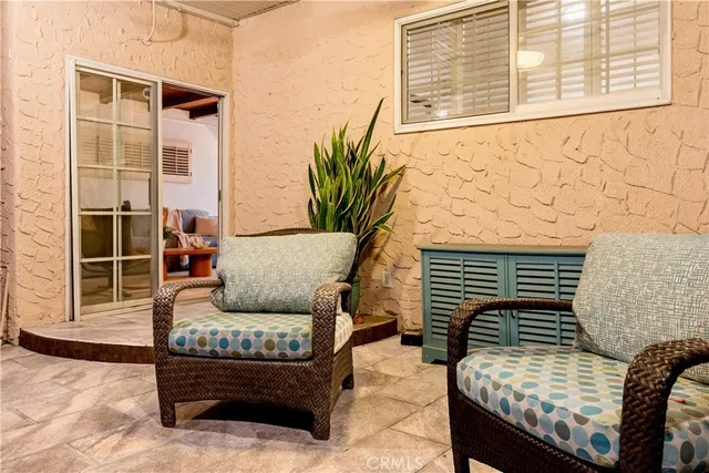 $1,295,000 | 143 Roycroft Avenue, Long Beach, CA 90803