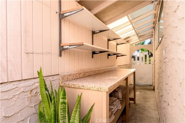 $1,295,000 | 143 Roycroft Avenue, Long Beach, CA 90803