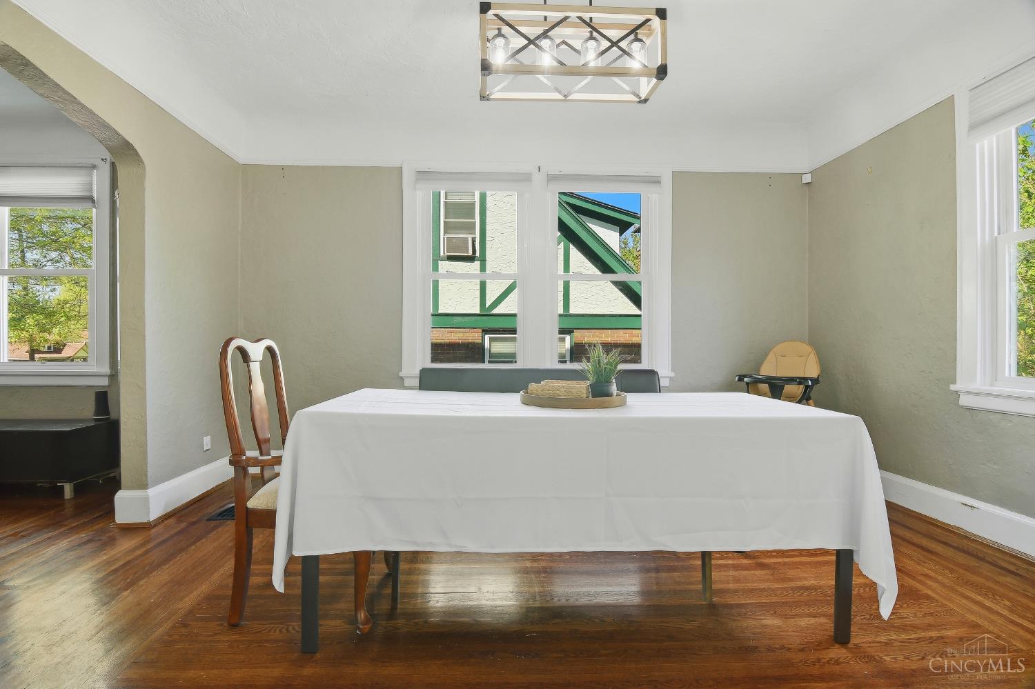 5036 Ralph Avenue Cincinnati, OH 45238 - Photo 11 of 39 Gallery Image 11