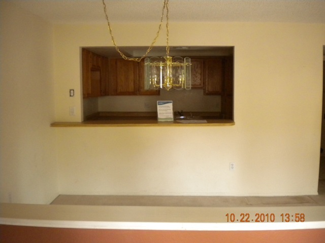 1645 West Baseline Road, Unit 2132 Mesa, AZ 85202 - Photo 3 of 20 Living Room