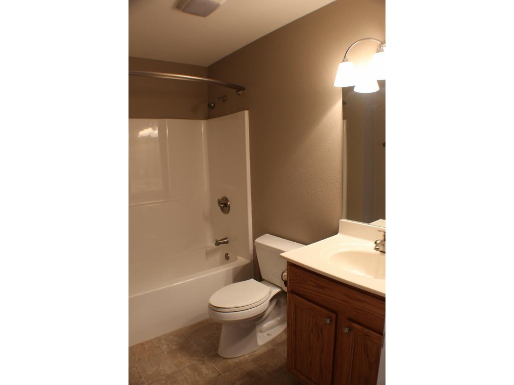 756 Old Kentucky Road West Greeneville, TN 37743 - Photo 17 of 30 guest Bath