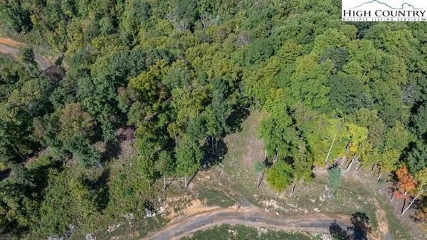 $240,000 | 30 Summit View Parkway, Spruce Pine, NC 28777