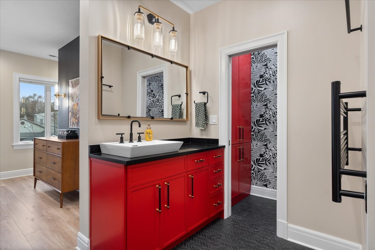 1733 North Troy Street Chicago, IL 60647 - Photo 24 of 39