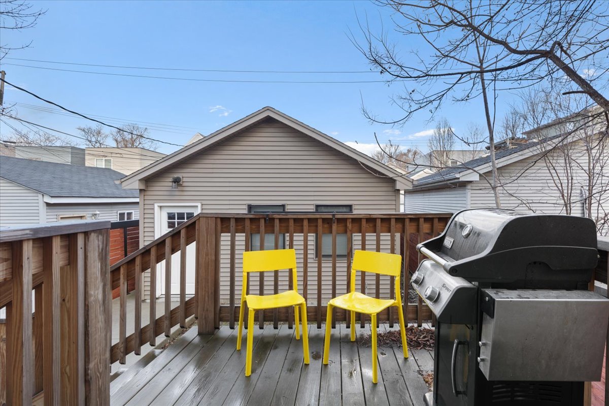 1733 North Troy Street Chicago, IL 60647 - Photo 35 of 39