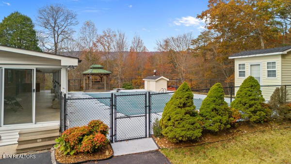 253 Burkemill Road Rockwood, TN 37854 - Photo 44 of 53