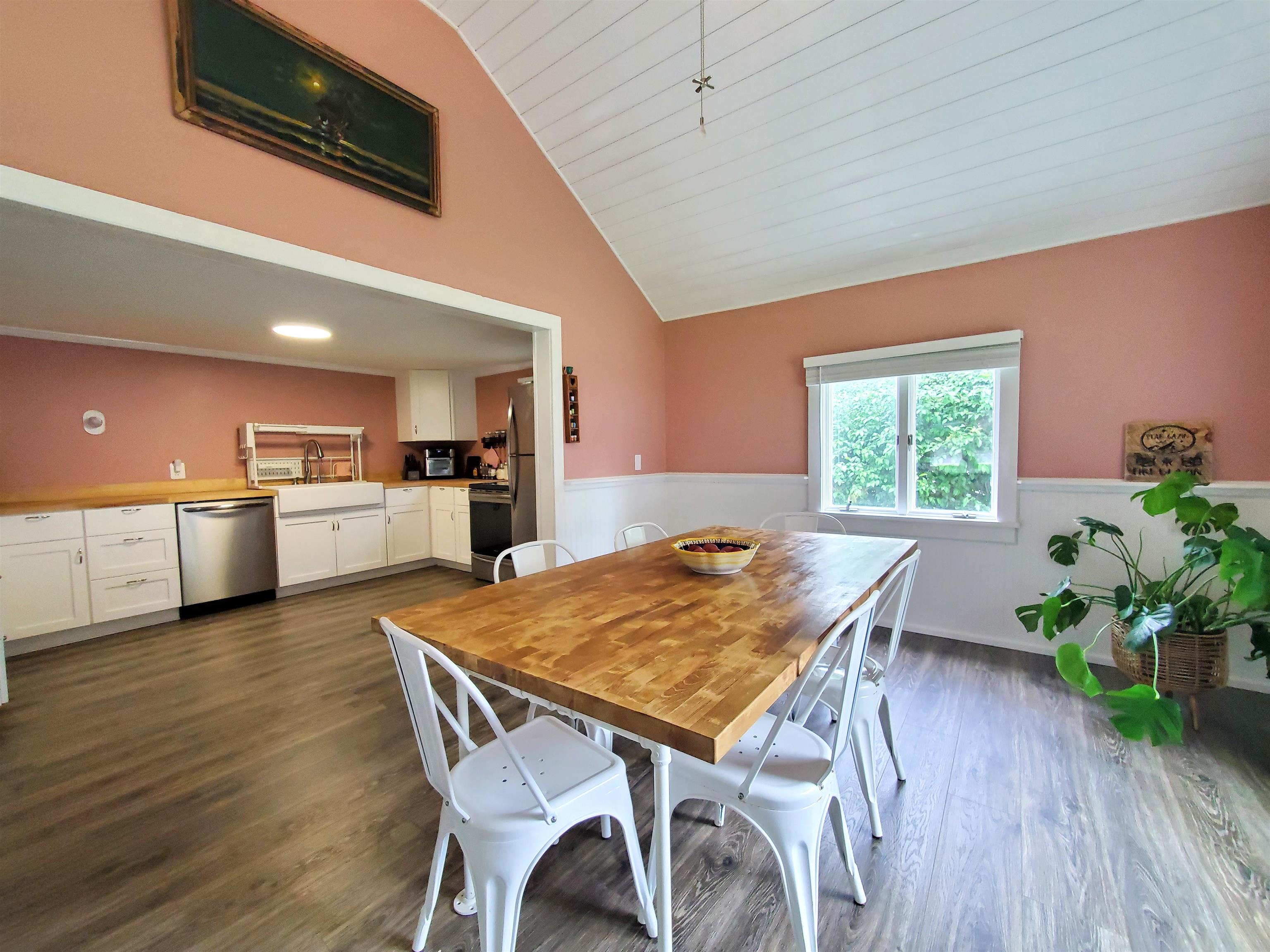 105 Hickory Hill Road Bennington, VT 05201 - Photo 2 of 38