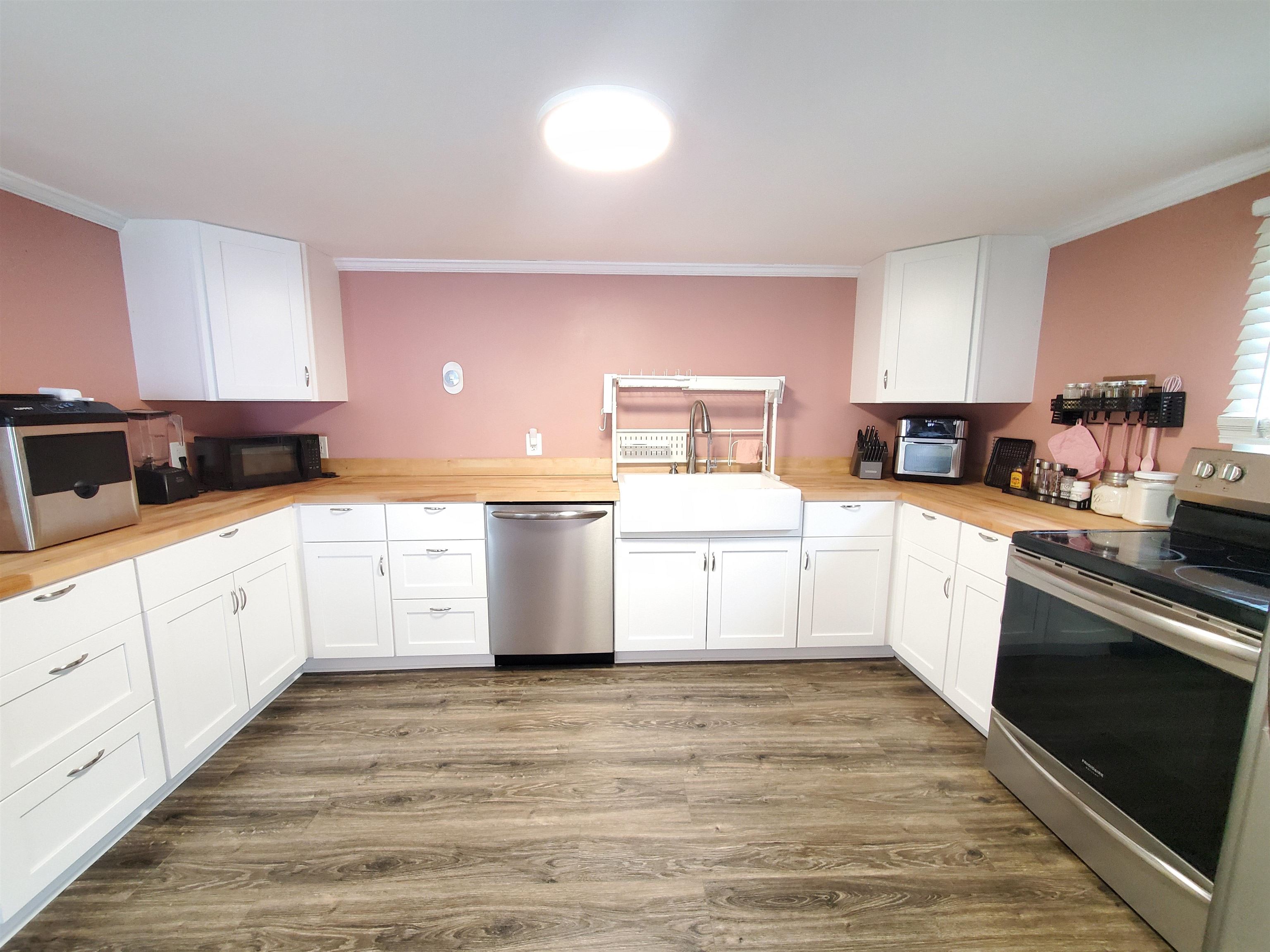 105 Hickory Hill Road Bennington, VT 05201 - Photo 5 of 38
