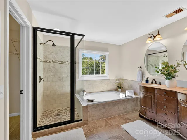 $740,000 | 126 Lake Davidson Circle, Davidson, NC 28036