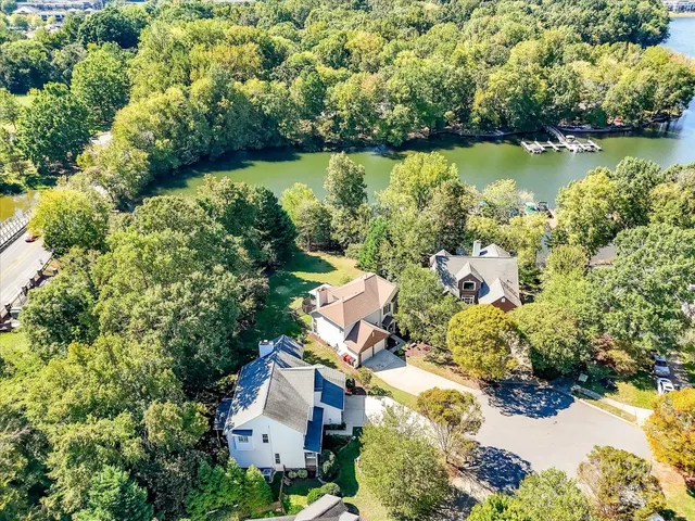 $740,000 | 126 Lake Davidson Circle, Davidson, NC 28036