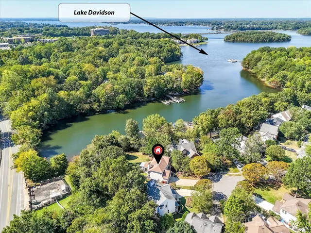 $740,000 | 126 Lake Davidson Circle, Davidson, NC 28036