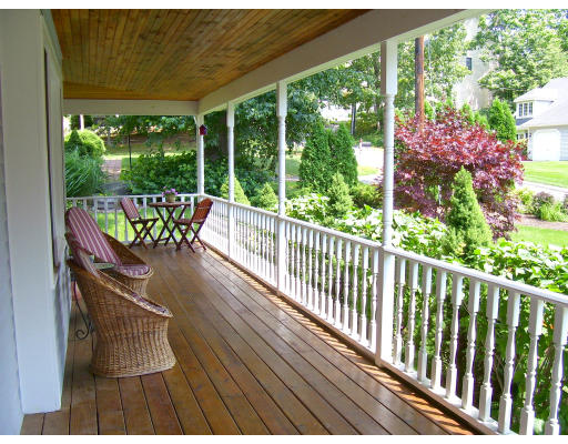 9 Westview Road Natick, MA 01760 - Photo 17 of 26 Gallery Image 17