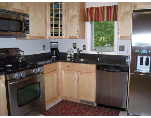 9 Westview Road Natick, MA 01760 - Photo 9 of 26 Gallery Image 9