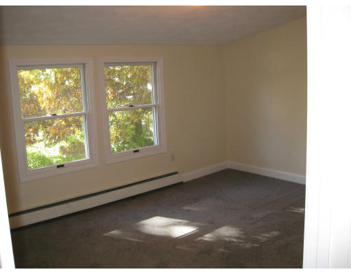 11 Dustin Street Saugus, MA 01906 - Photo 19 of 30 Gallery Image 19