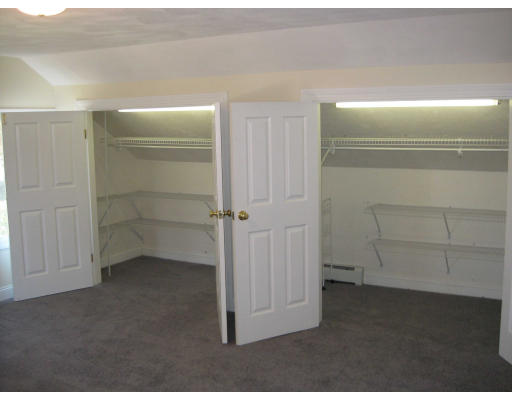 11 Dustin Street Saugus, MA 01906 - Photo 27 of 30 Gallery Image 27