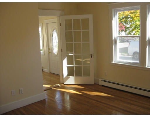 11 Dustin Street Saugus, MA 01906 - Photo 6 of 30 Gallery Image 6