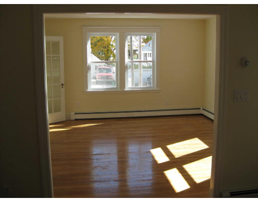 11 Dustin Street Saugus, MA 01906 - Photo 7 of 30 Gallery Image 7