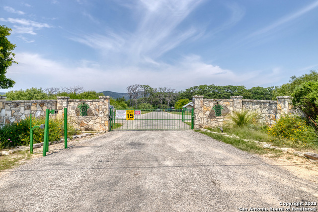 28 South River Pl Road Rio Frio, TX 78879 - Photo 1 of 40