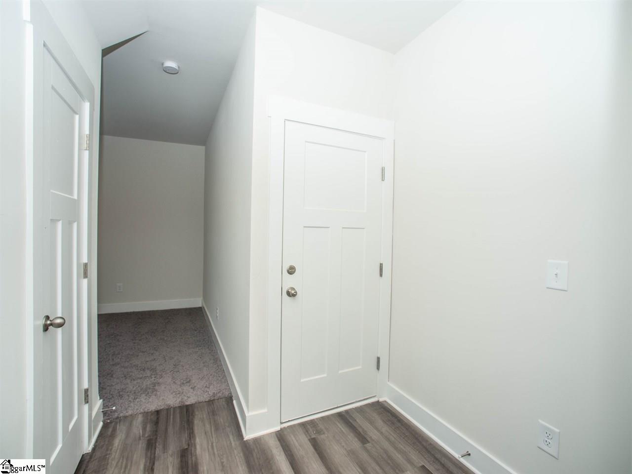 314 River Otter Road Simpsonville, SC 29680 - Photo 6 of 26 Gallery Image 6