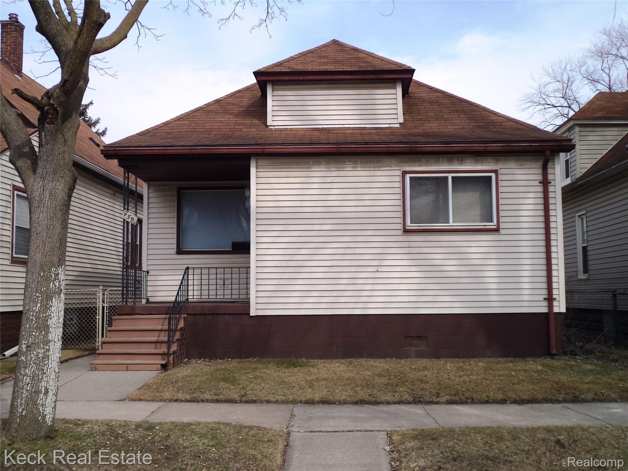 45 Stoner Street River Rouge, MI 48218 - Photo 1 of 18 DSC00044.JPG