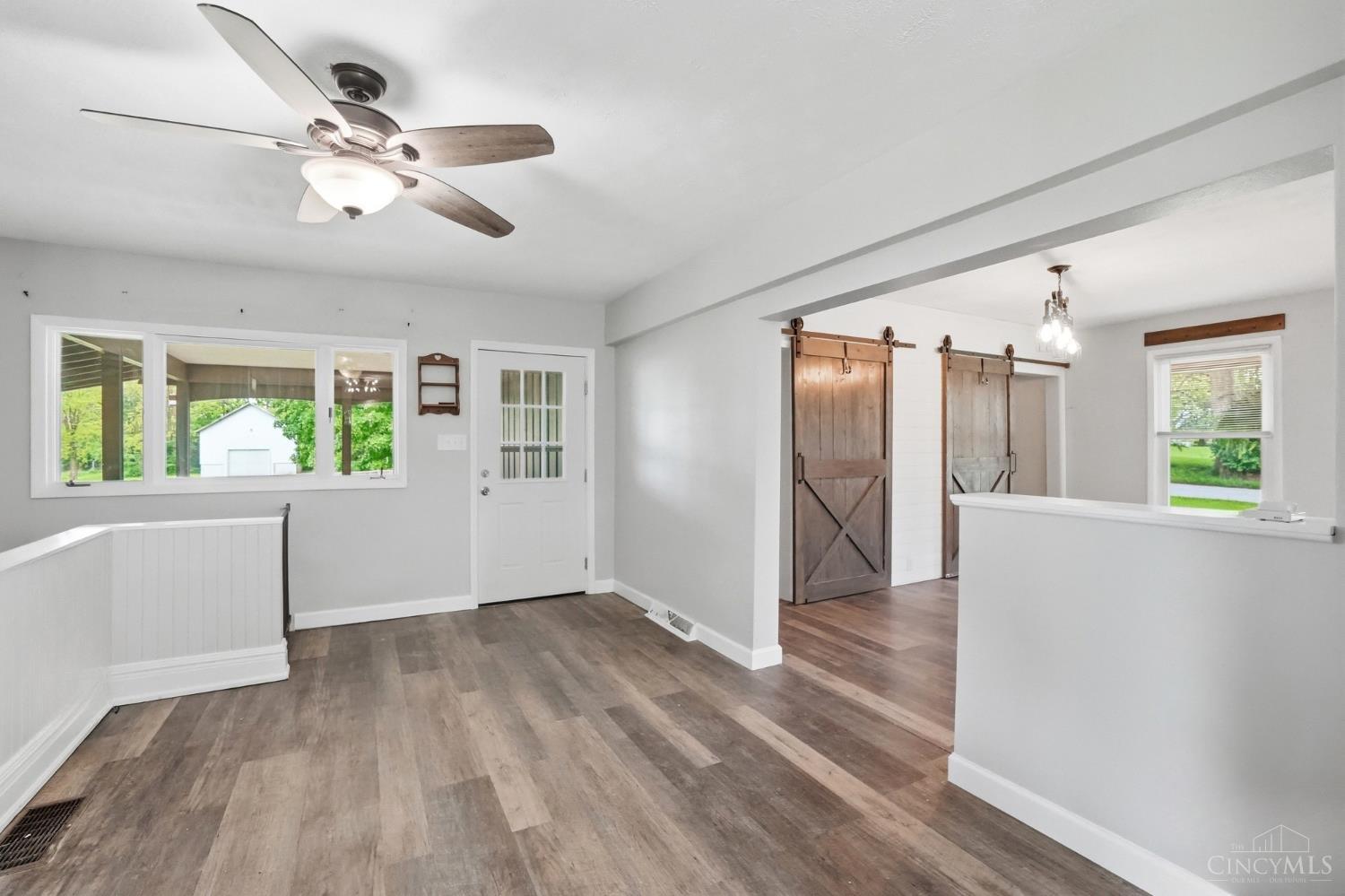 5426 Fletcher Chapel Road Springfield, OH 45502 - Photo 7 of 33
