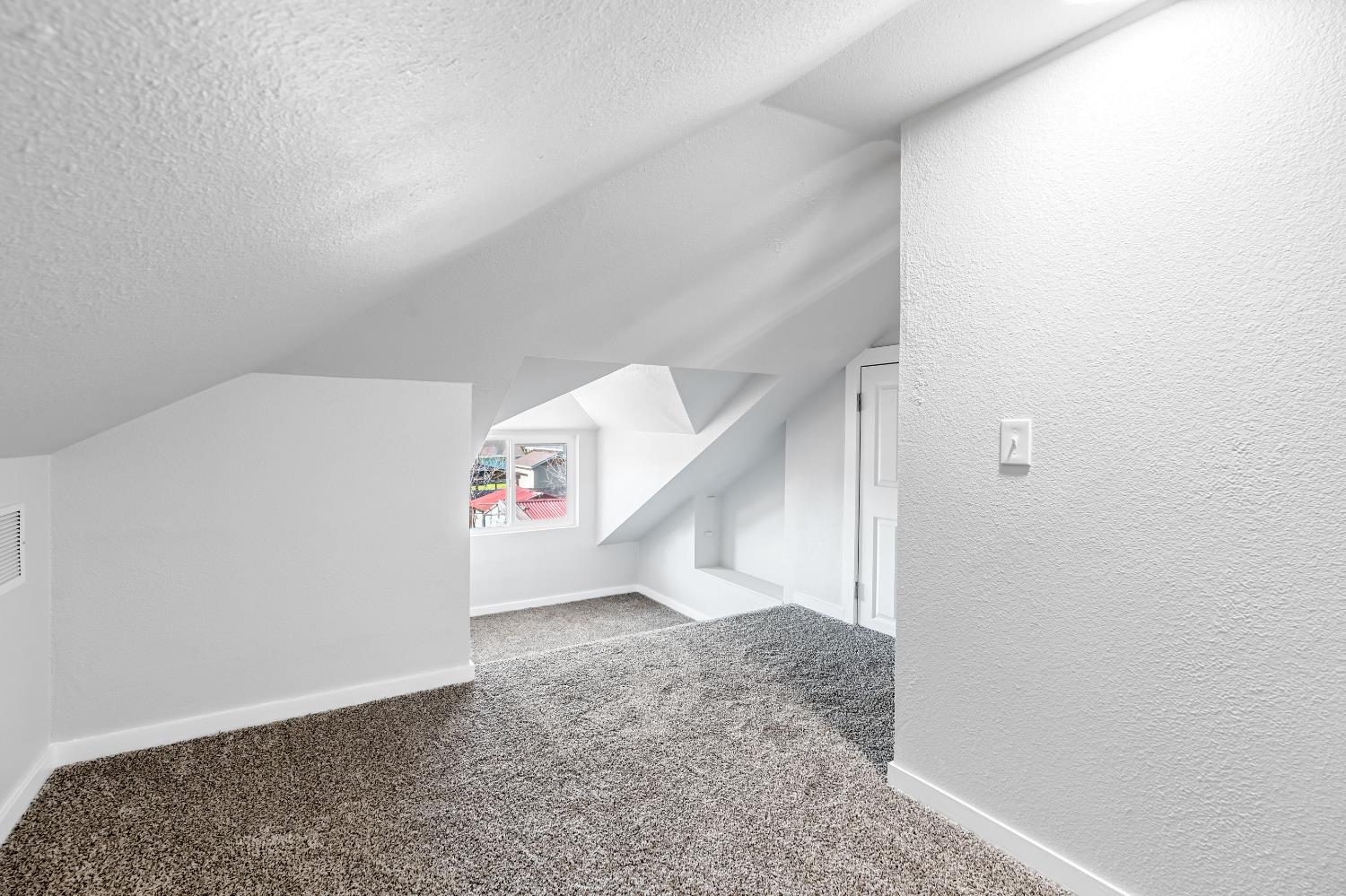 1249 D Street Reedley, CA 93654 - Photo 27 of 40 a view of an empty room