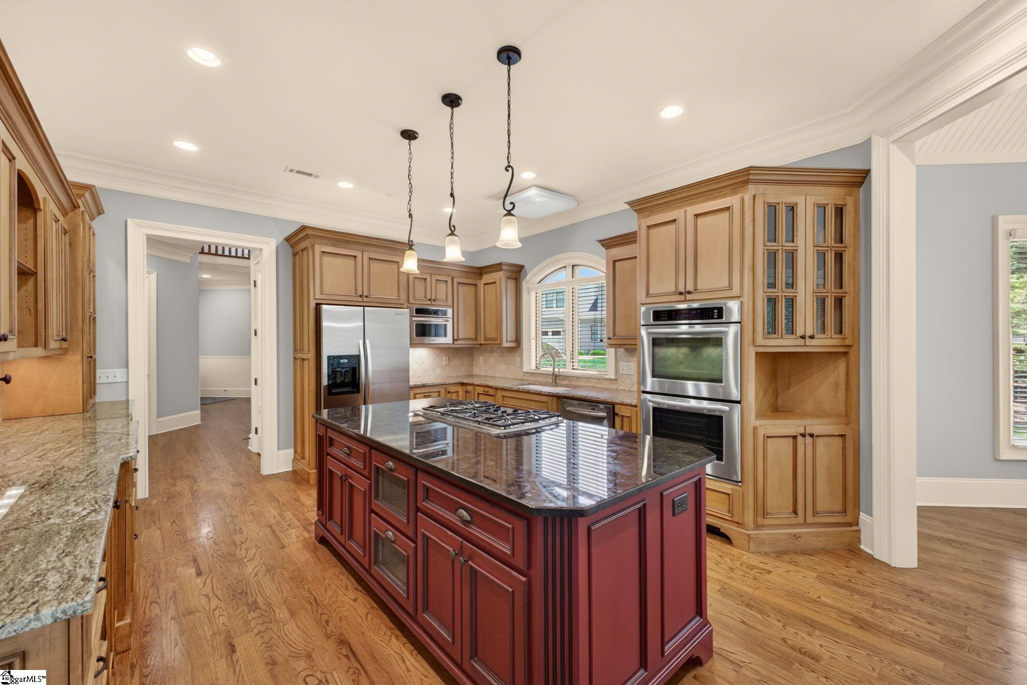 105 Treetops Court Greer, SC 29650 - Photo 8 of 42