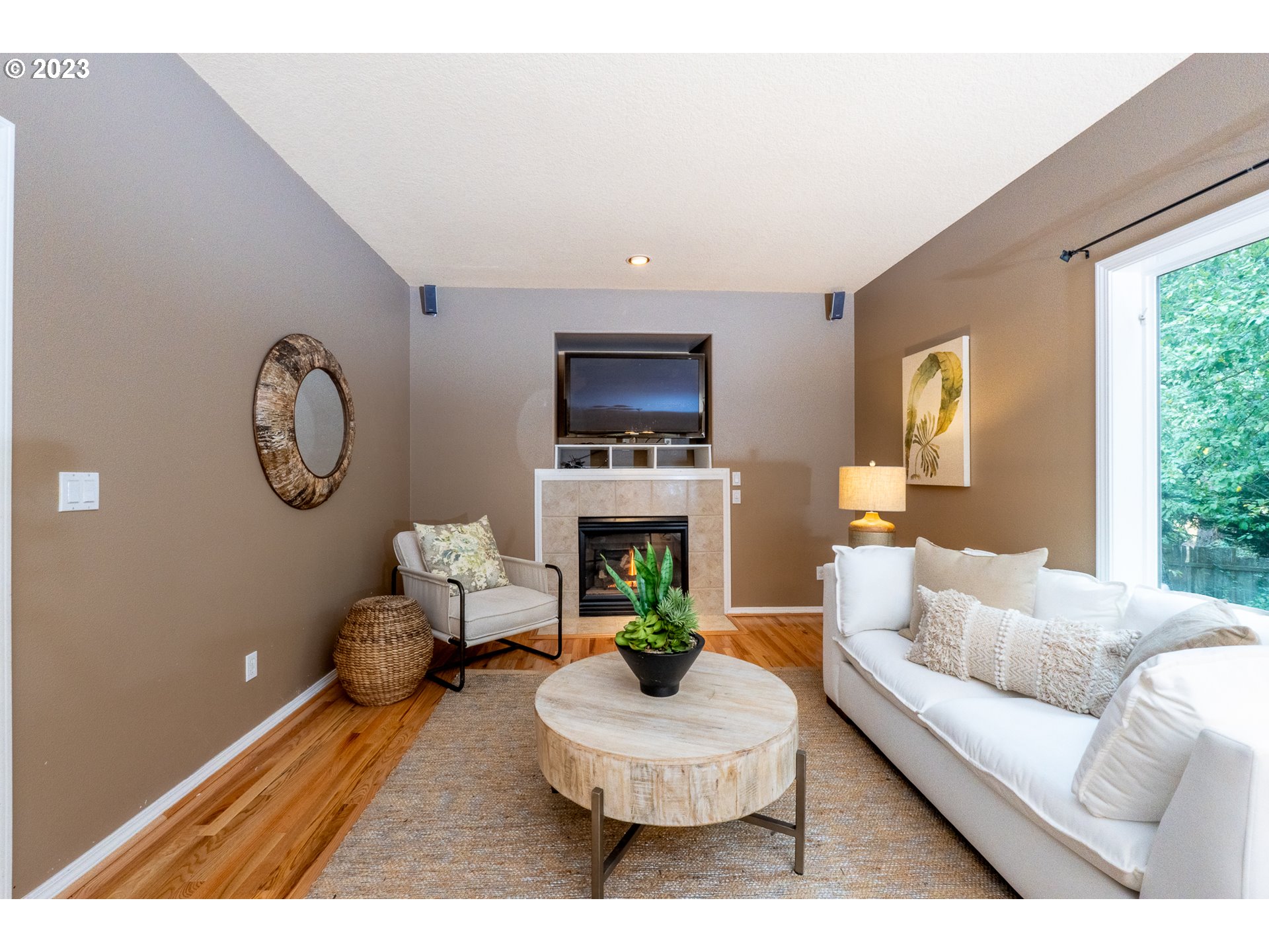 3015 Southwest Huber Street Portland, OR 97219 - Photo 12 of 35 Gallery Image 12