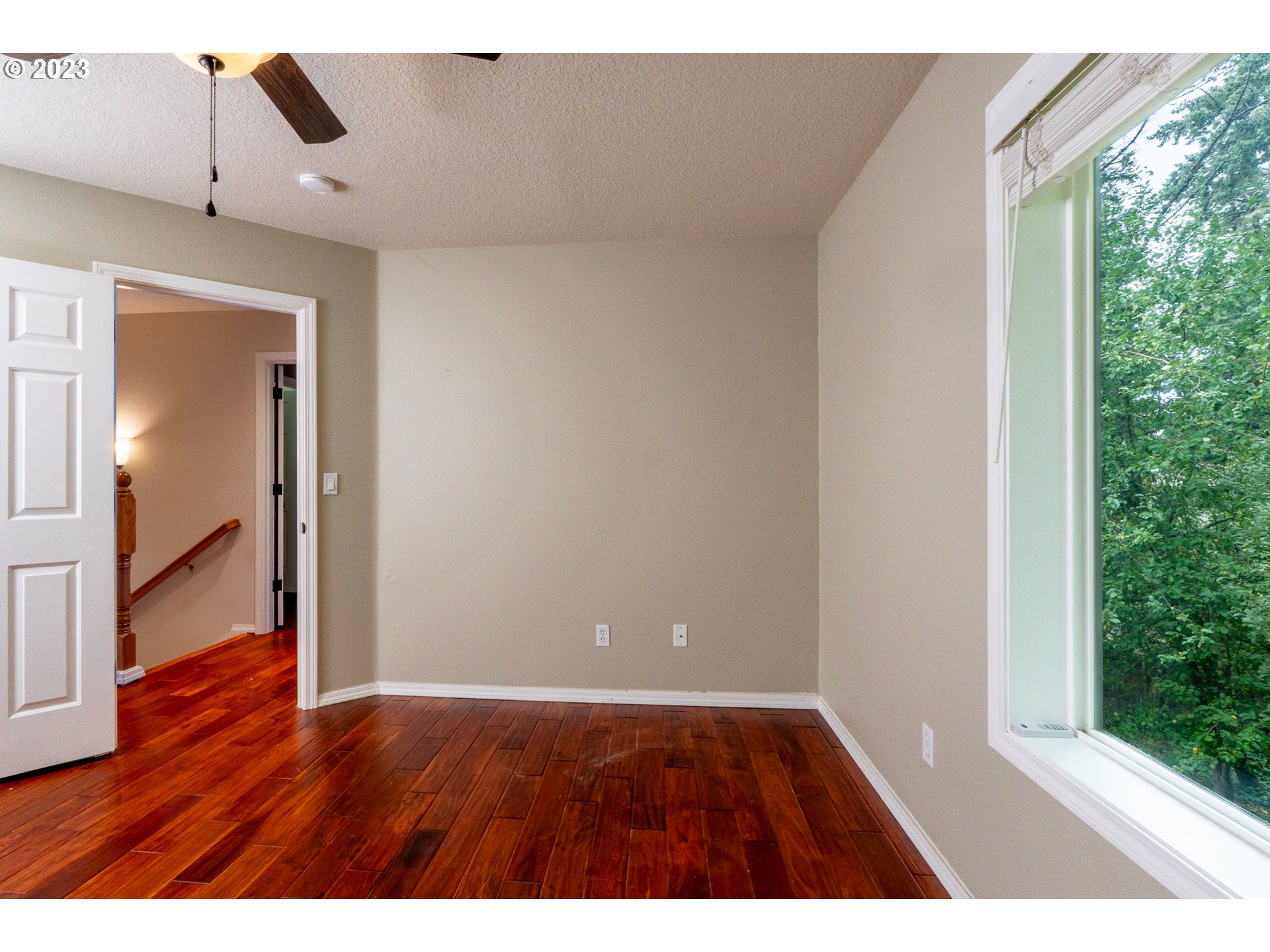 3015 Southwest Huber Street Portland, OR 97219 - Photo 23 of 35 Gallery Image 23