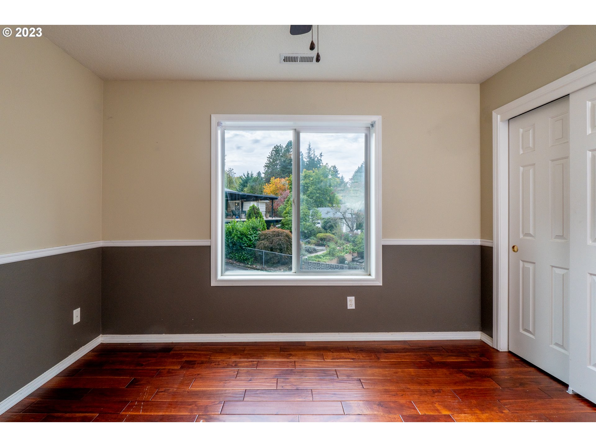 3015 Southwest Huber Street Portland, OR 97219 - Photo 26 of 35 Bedroom