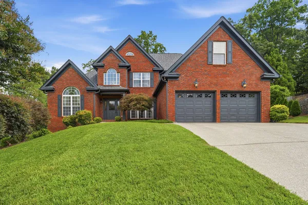 $689,000 | 7 Windsor Drive, Ringgold, GA 30736