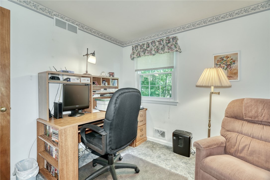 226 Dickinson Road Webster, NY 14580 - Photo 39 of 50