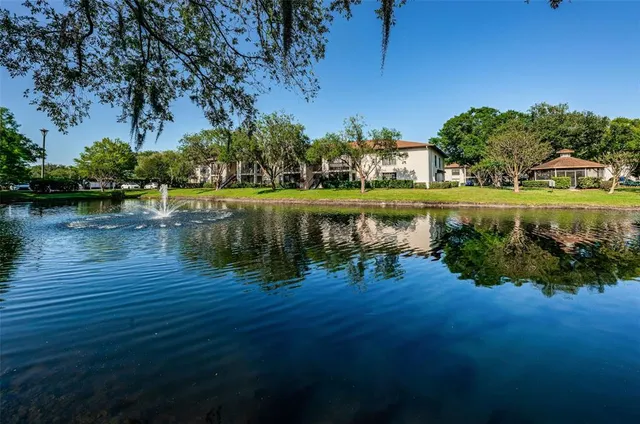 $1,800 | 3377 Crystal Court East, Unit E, Palm Harbor, FL 34685