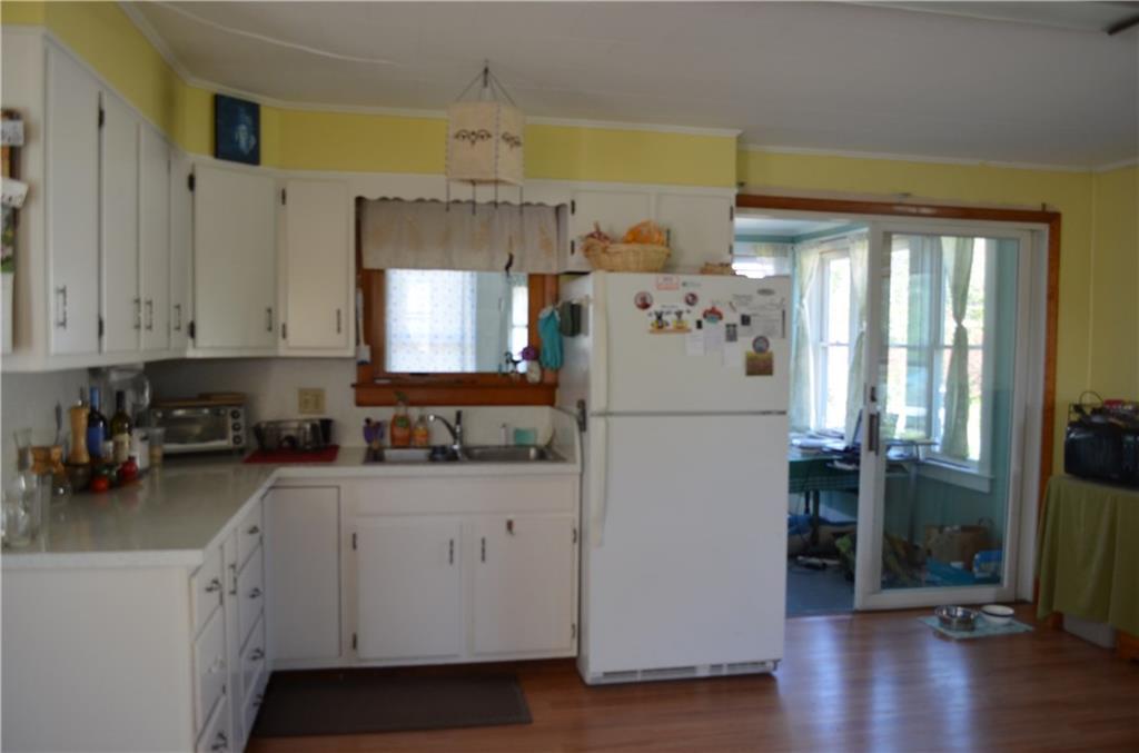 102 Union Street Orono, ME 04473 - Photo 10 of 33 Large Kitchen