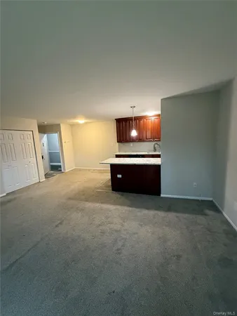 $2,150 | 460 Old Town Road, Unit 8L, Port Jefferson Station, NY 11776
