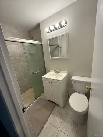 $2,150 | 460 Old Town Road, Unit 8L, Port Jefferson Station, NY 11776